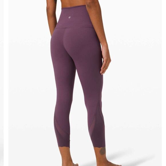 Lululemon Wunder Under Crop II - Picture 3 of 5